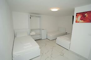 Enles Hotel