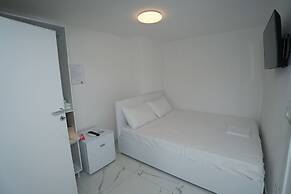 Enles Hotel
