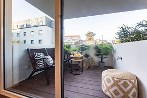 Bombarda 250 by LovelyStay