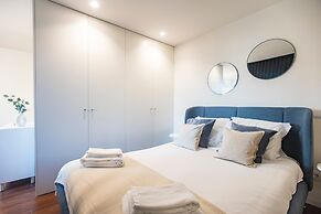 Bombarda 250 by LovelyStay