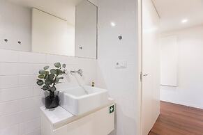 Bombarda 250 by LovelyStay
