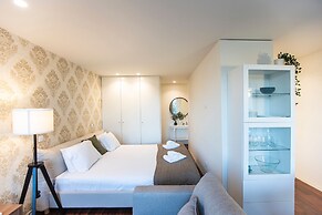 Bombarda 250 by LovelyStay