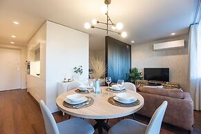 Bombarda 250 by LovelyStay