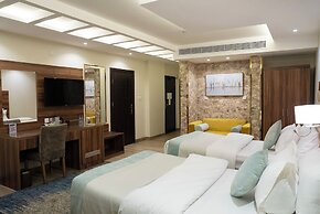 Moments Hotel