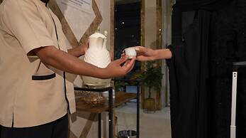 Moments Hotel