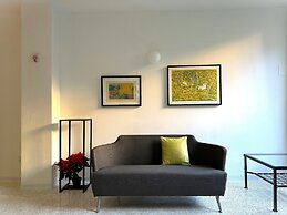 Navigli Apartments