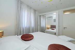 Apartment Donat