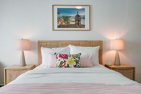 Stylish Apartment in Condado