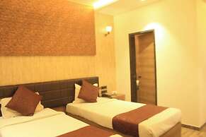 Sahyadri Guest House