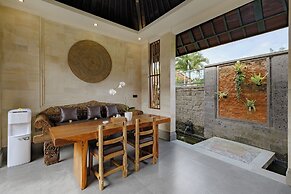 Monique Ubud Villa