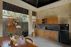 Monique Ubud Villa