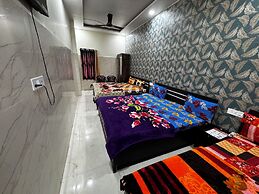Vrindavani Kunj