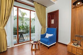 Cambana La Rivière Hotel