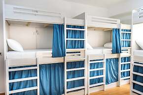 YouSleep Hostel