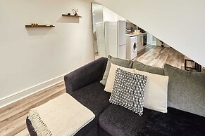 Host Stay Trafalgar Road