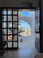 Aeolos Apartments