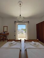 Aeolos Apartments
