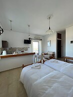 Aeolos Apartments