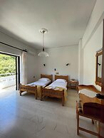 Aeolos Apartments