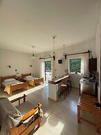 Aeolos Apartments