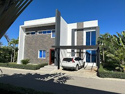 Timeless Luxury Villa