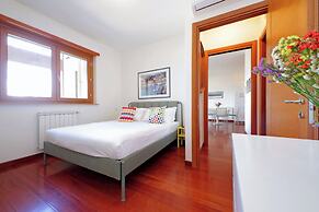 Modern Flat with terrace near Eataly