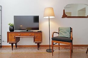 YCH Riboty house al Vaticano