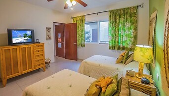 Luxury Penthouse with 2 BR - Meridian