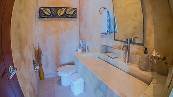 Luxury Penthouse with 2 BR - Meridian