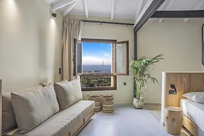 Achatis Suites