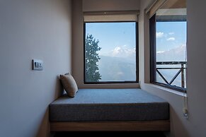 Nana Mountain Resort Mt. Annapurna View