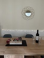 Pnyka Apartment 2