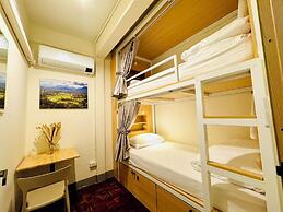 Charming Hostel