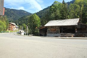 Gelinote Chalet for 4 People
