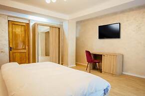 Hotel Mestia Inn