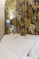 Trikala Mall Suites !
