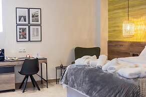 Trikala Mall Suites !