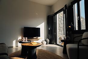 Erthā Suites with private pools