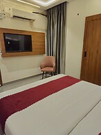 The Royal Orchid