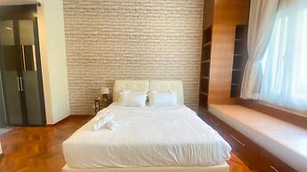 The Suites Straits Quay