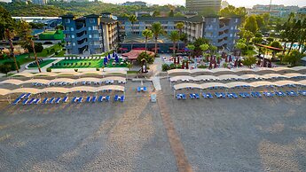 Senza Sunset Beach Hotel