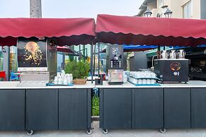 Senza Sunset Beach Hotel