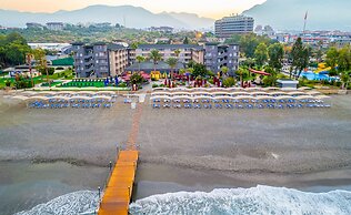 Senza Sunset Beach Hotel