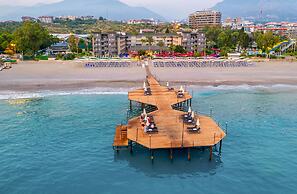Senza Sunset Beach Hotel