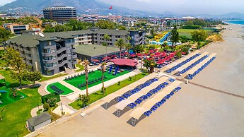 Senza Sunset Beach Hotel