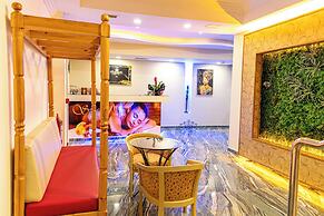 Senza Sunset Beach Hotel