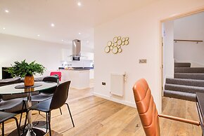 Hybrid Resi Greenwich