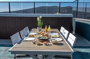Naomi Boutique Suites