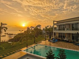 Blue Ocean Resort & Residences