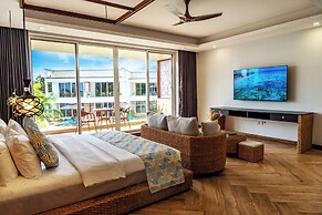 Blue Ocean Resort & Residences